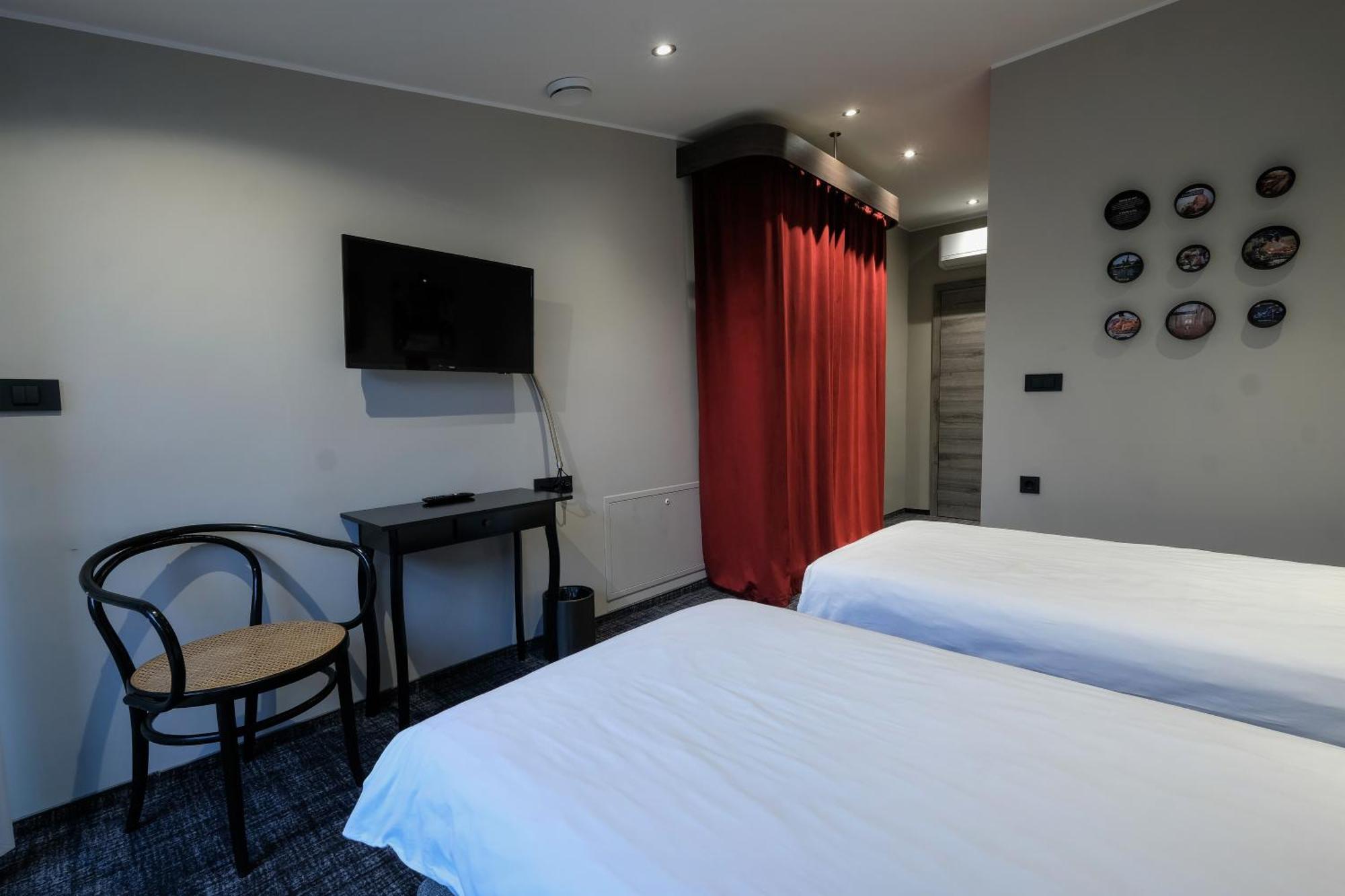 Hotel Kunst Krško Zimmer foto